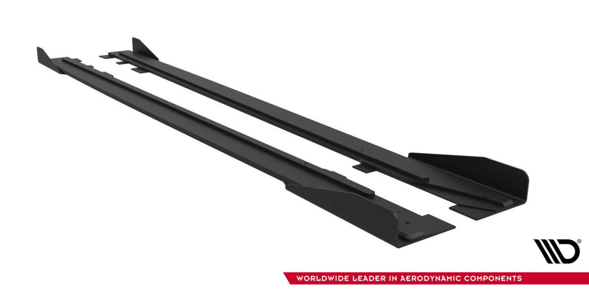 Street Pro Seitenschweller passend für Ford Mustang GT Mk6 roter Kern + Hochglanz Flaps