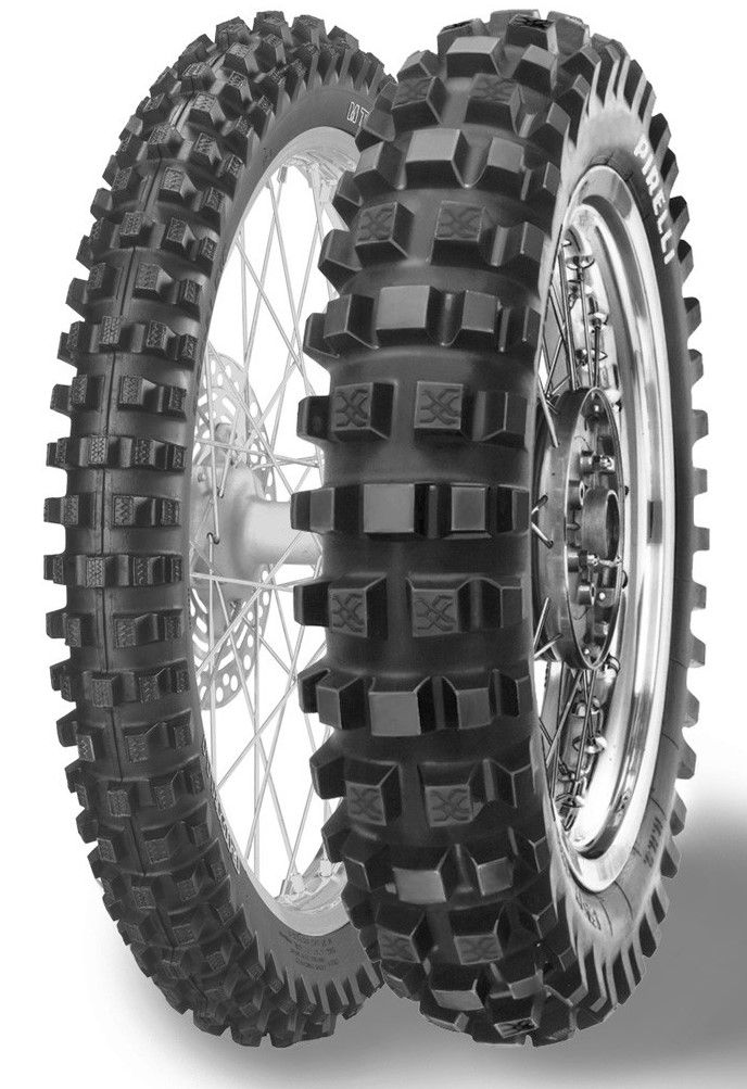 Pirelli MT16 Garacross