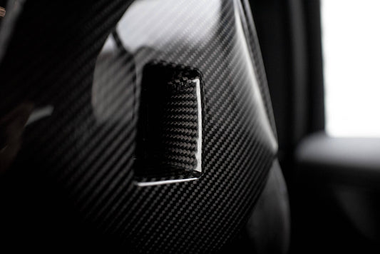 Carbon Headrests passend für BMW 1er F40 M135i