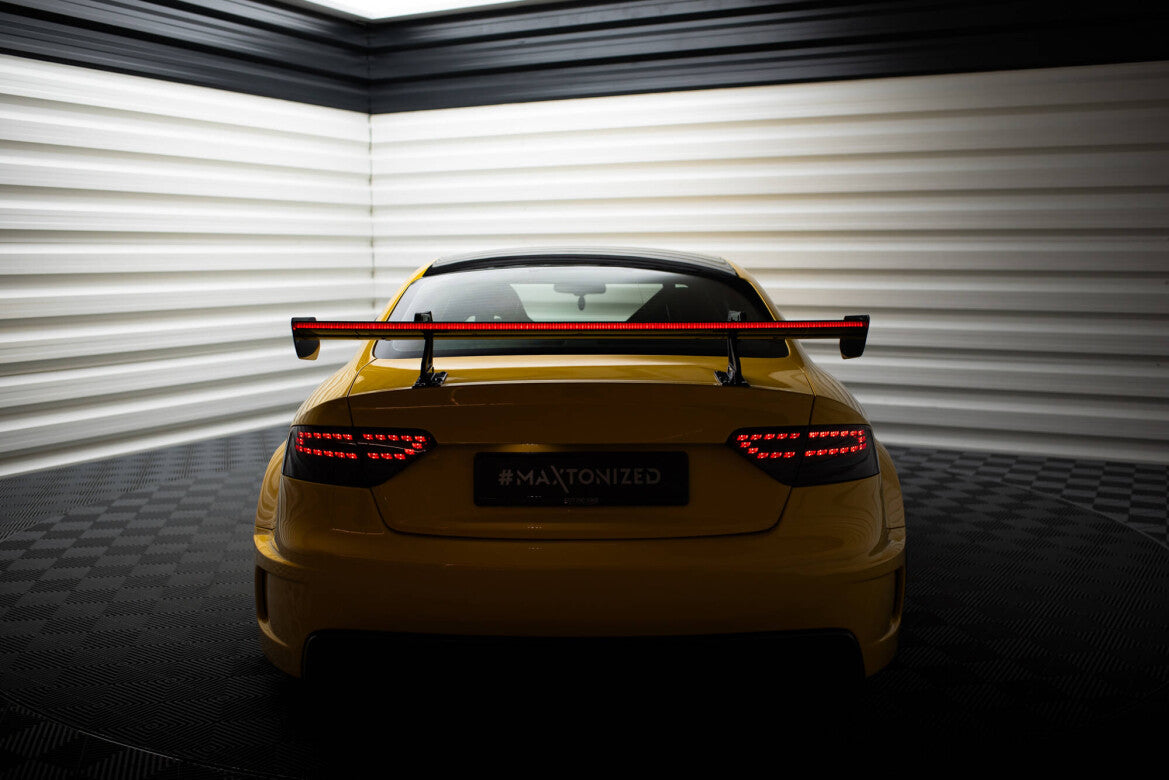 Carbon Heckspoiler Heckflügel mit Schwan Halterung + LED passend für Audi A5 Coupe 8T