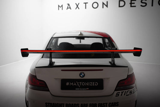 Carbon Heckspoiler Heckflügel mit Schwan Halterung + LED passend für BMW 1er M E82