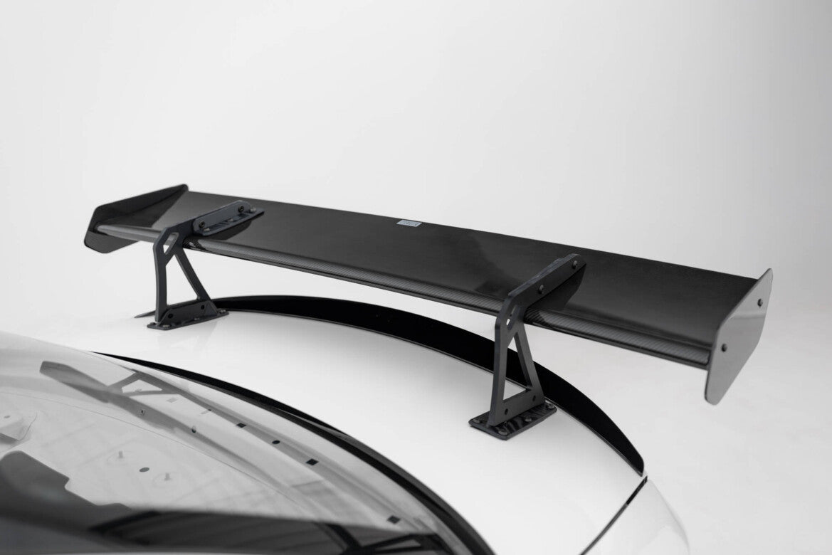 Carbon Heckspoiler Heckflügel mit Schwan Halterung + LED passend für BMW 1er M E82