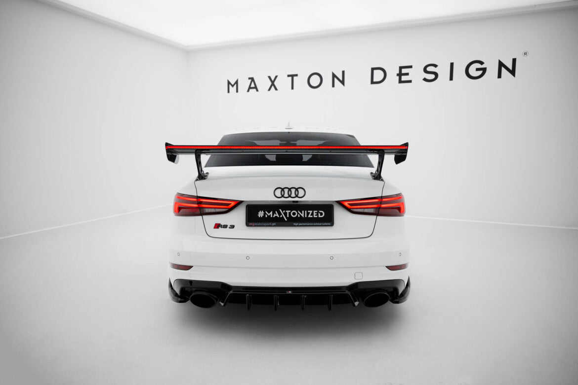 Carbon Heckspoiler Heckflügel Standfuß Außen + LED passend für Audi A3 / A3 S-Line / S3 / RS3 Limousine 8V / 8V FL