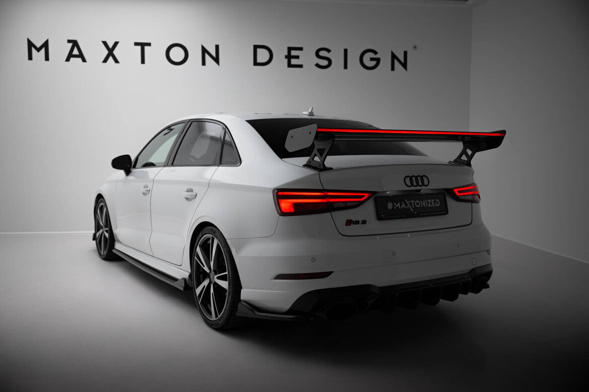 Carbon Heckspoiler Heckflügel Standfuß Außen + LED passend für Audi A3 / A3 S-Line / S3 / RS3 Limousine 8V / 8V FL
