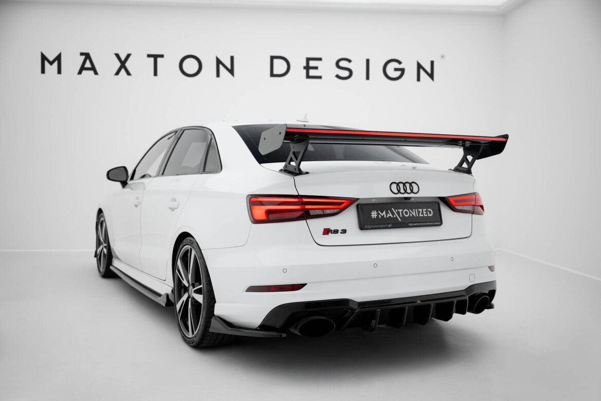 Carbon Heckspoiler Heckflügel Standfuß Außen + LED passend für Audi A3 / A3 S-Line / S3 / RS3 Limousine 8V / 8V FL