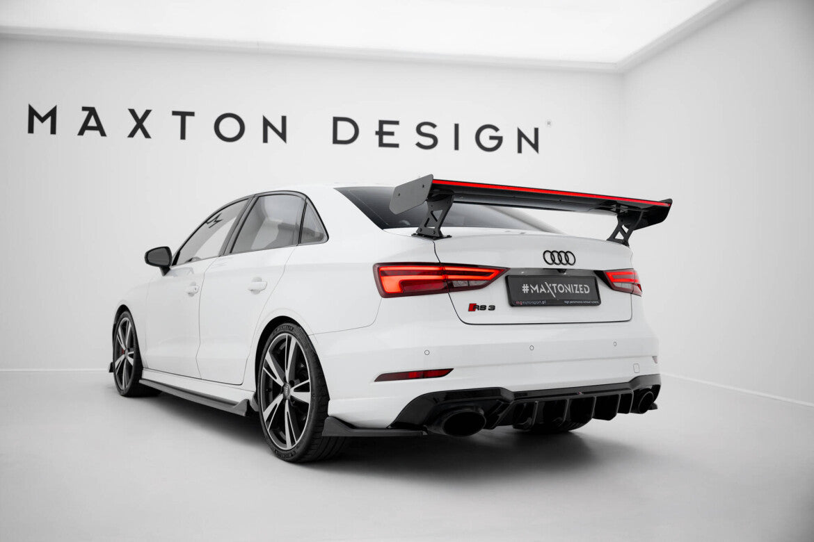 Carbon Heckspoiler Heckflügel Standfuß Außen + LED passend für Audi A3 / A3 S-Line / S3 / RS3 Limousine 8V / 8V FL