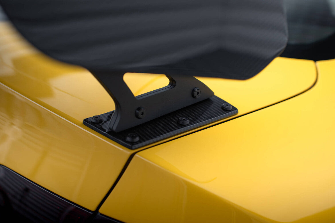 Carbon Heckspoiler Heckflügel Standfuß Außen + LED passend für Audi A5 Coupe 8T