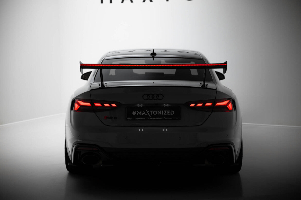 Carbon Heckspoiler Heckflügel Standfuß Außen V.1 + LED passend für Audi A5 / A5 S-Line / S5 / RS5 Coupe F5 / F5 FL