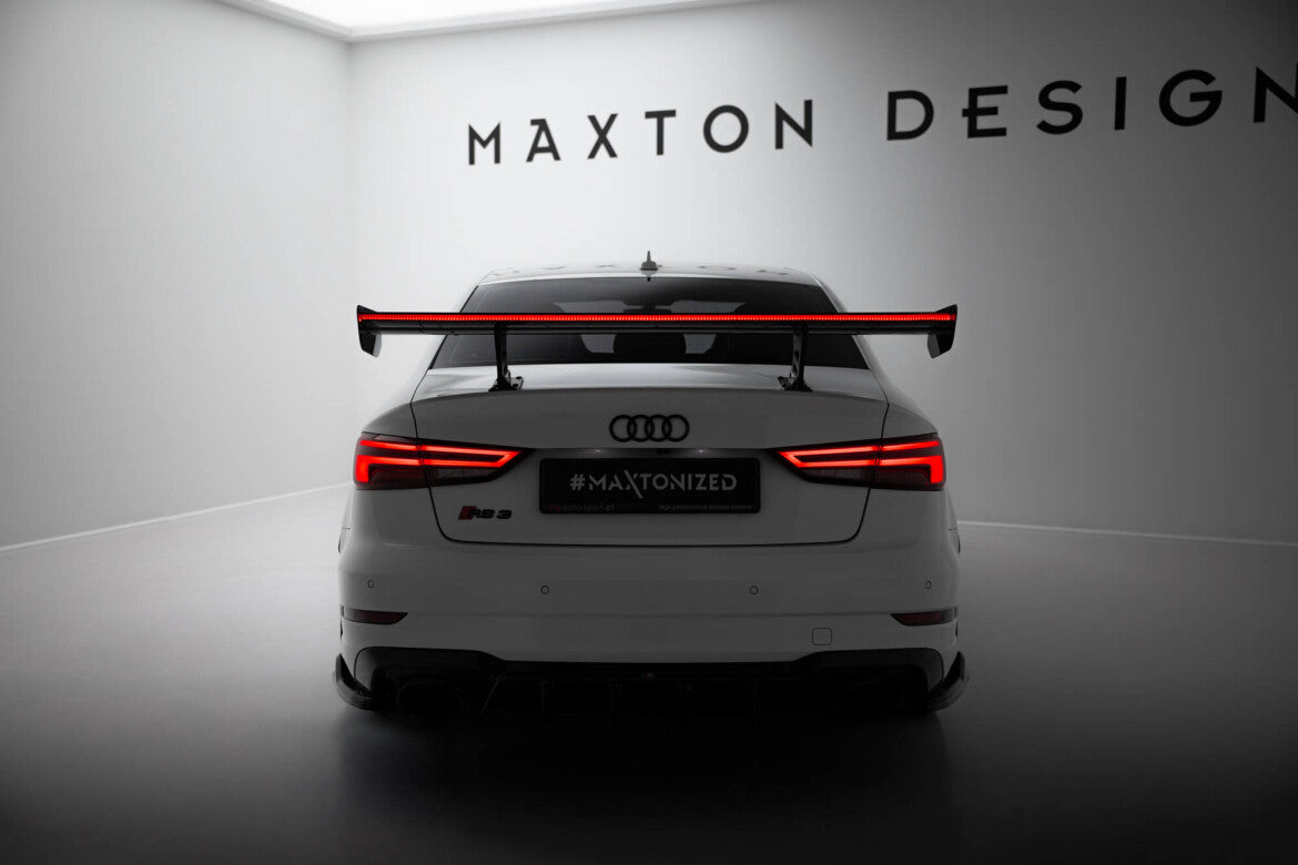 Carbon Heckspoiler Heckflügel Standfuß Innen + LED passend für Audi A3 / A3 S-Line / S3 / RS3 Limousine 8V / 8V FL