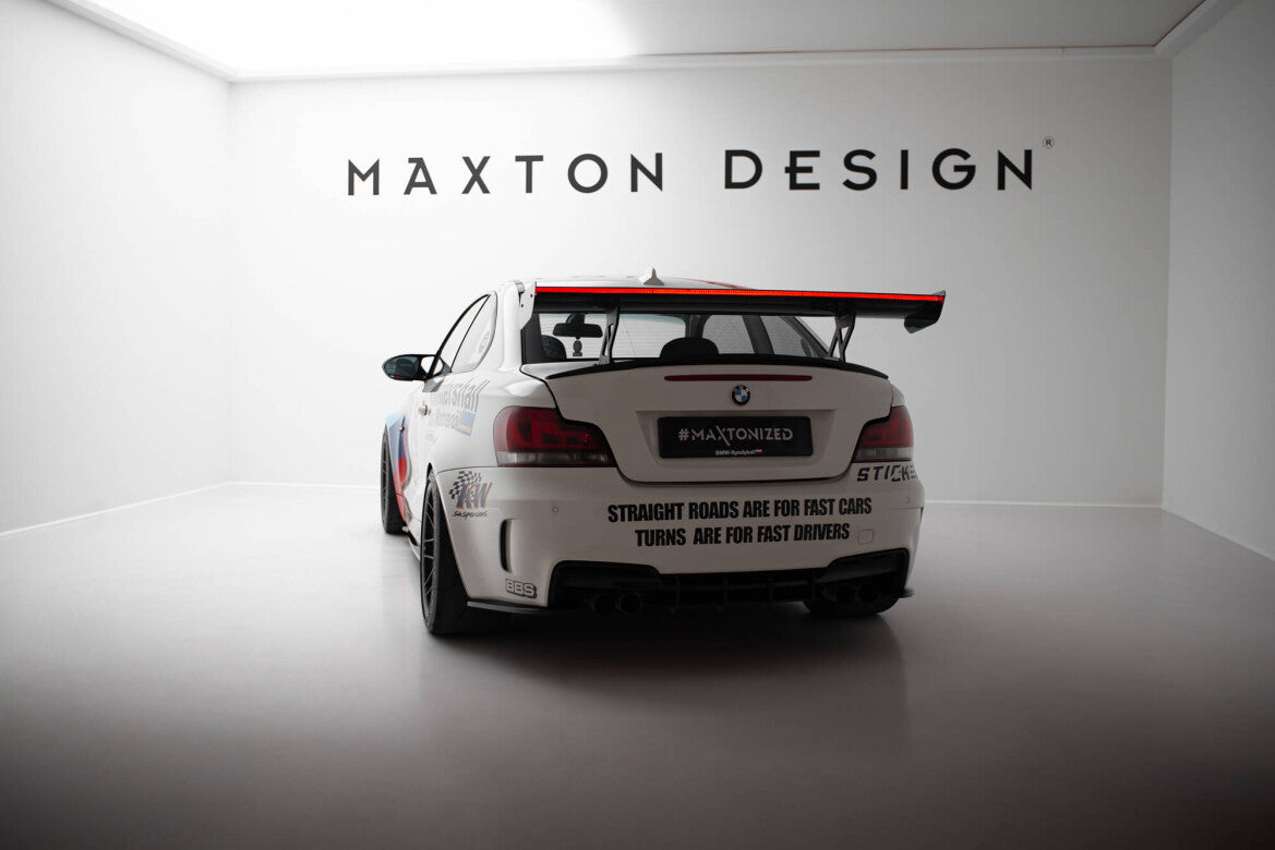 Carbon Heckspoiler Heckflügel Standfuß Innen V.1 + LED passend für BMW 1er M E82