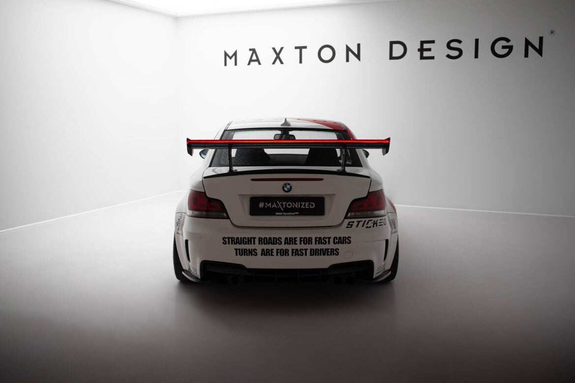 Carbon Heckspoiler Heckflügel Standfuß Innen V.1 + LED passend für BMW 1er M E82