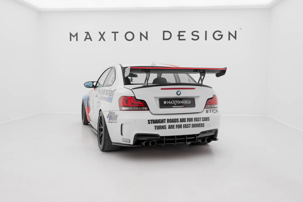 Carbon Heckspoiler Heckflügel Standfuß Innen V.1 + LED passend für BMW 1er M E82