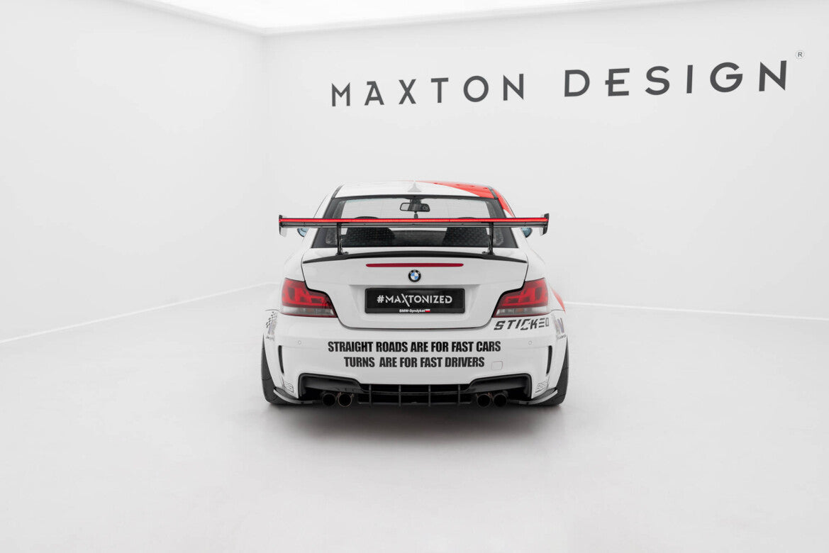 Carbon Heckspoiler Heckflügel Standfuß Innen V.2 + LED passend für BMW 1er M E82