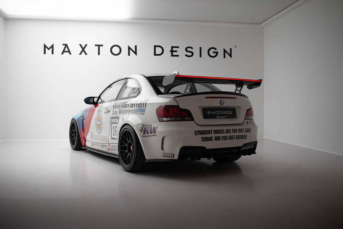 Carbon Heckspoiler Heckflügel Standfuß Innen V.2 + LED passend für BMW 1er M E82