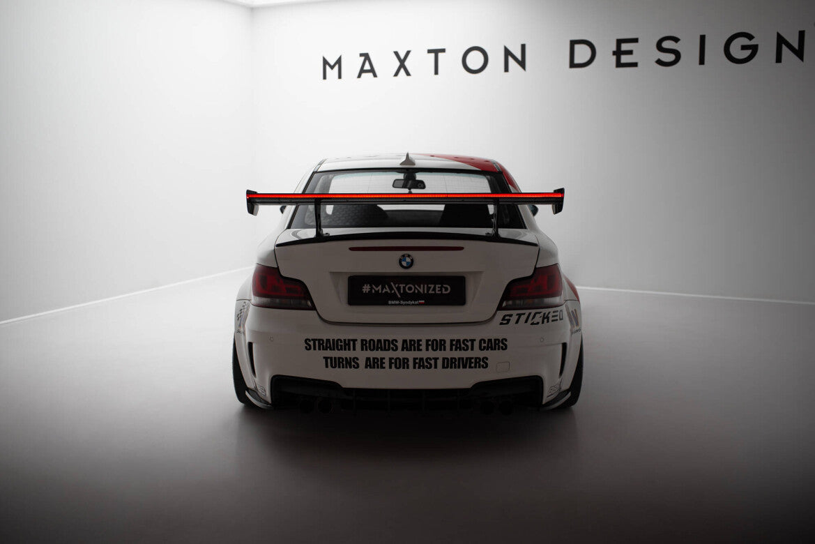 Carbon Heckspoiler Heckflügel Standfuß Innen V.2 + LED passend für BMW 1er M E82