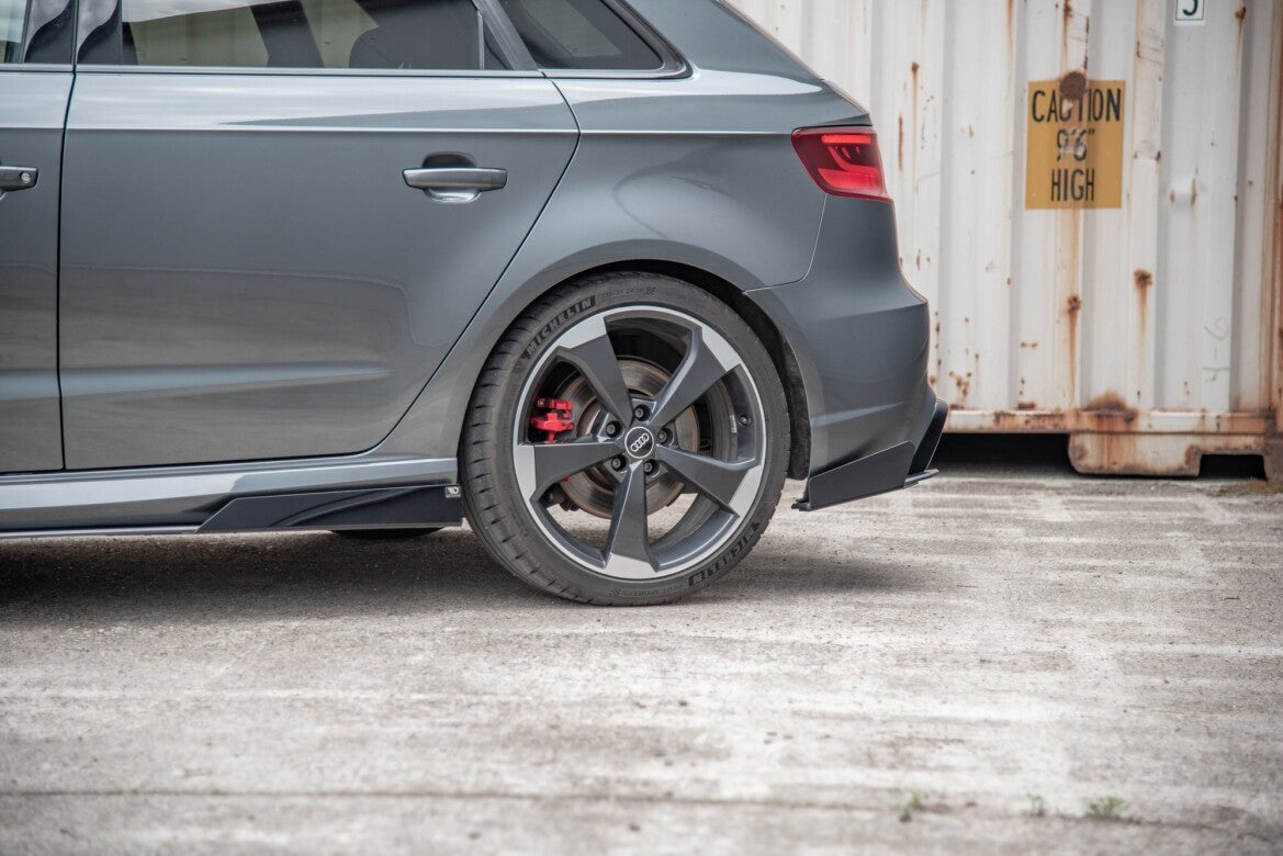 Diffusor Flaps passend für Audi RS3 8V Sportback schwarz Hochglanz