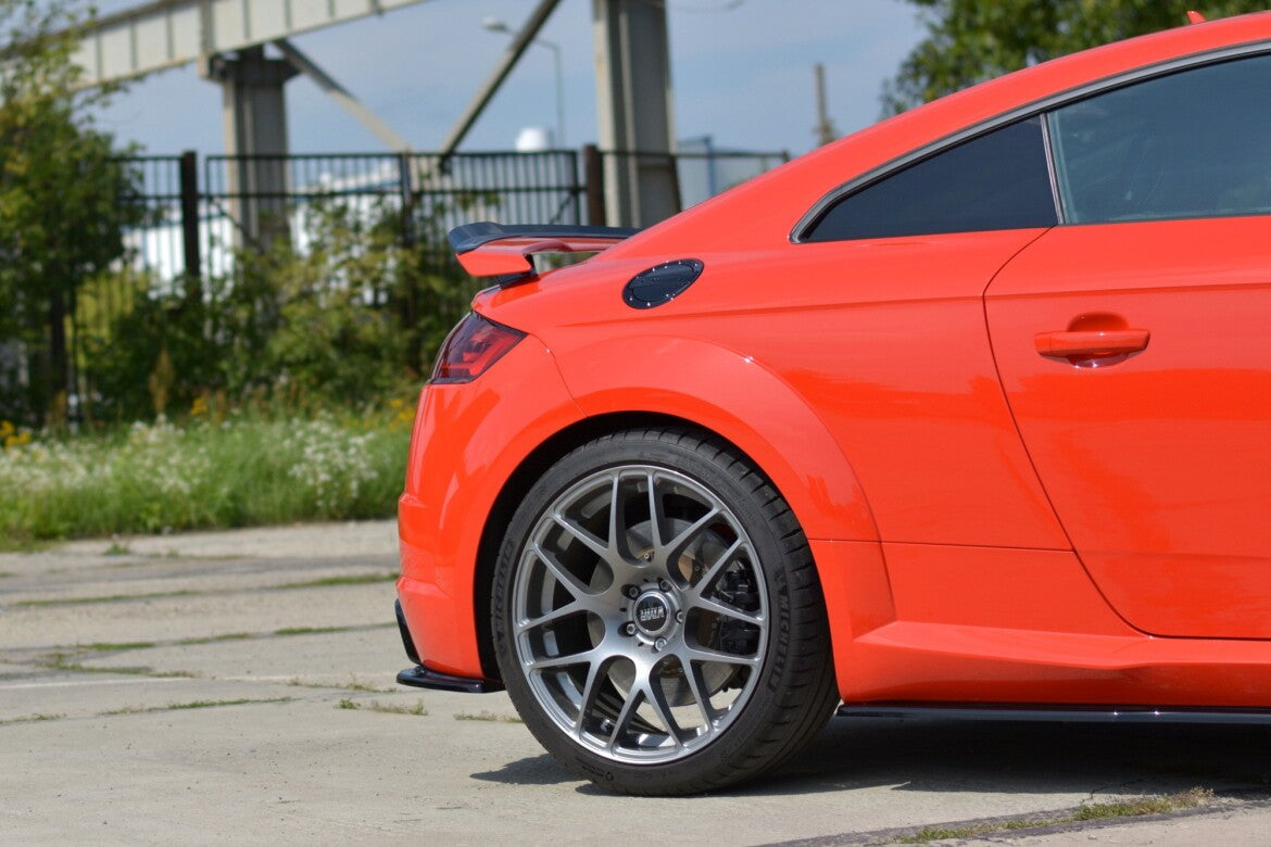 Diffusor Flaps passend für Audi TT RS 8S schwarz Hochglanz