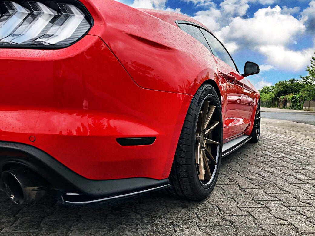 Diffusor Flaps passend für Ford Mustang Mk. 6 FL schwarz Hochglanz