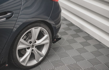Diffusor Flaps passend für Seat Leon FR Hatchback Mk4 schwarz Hochglanz