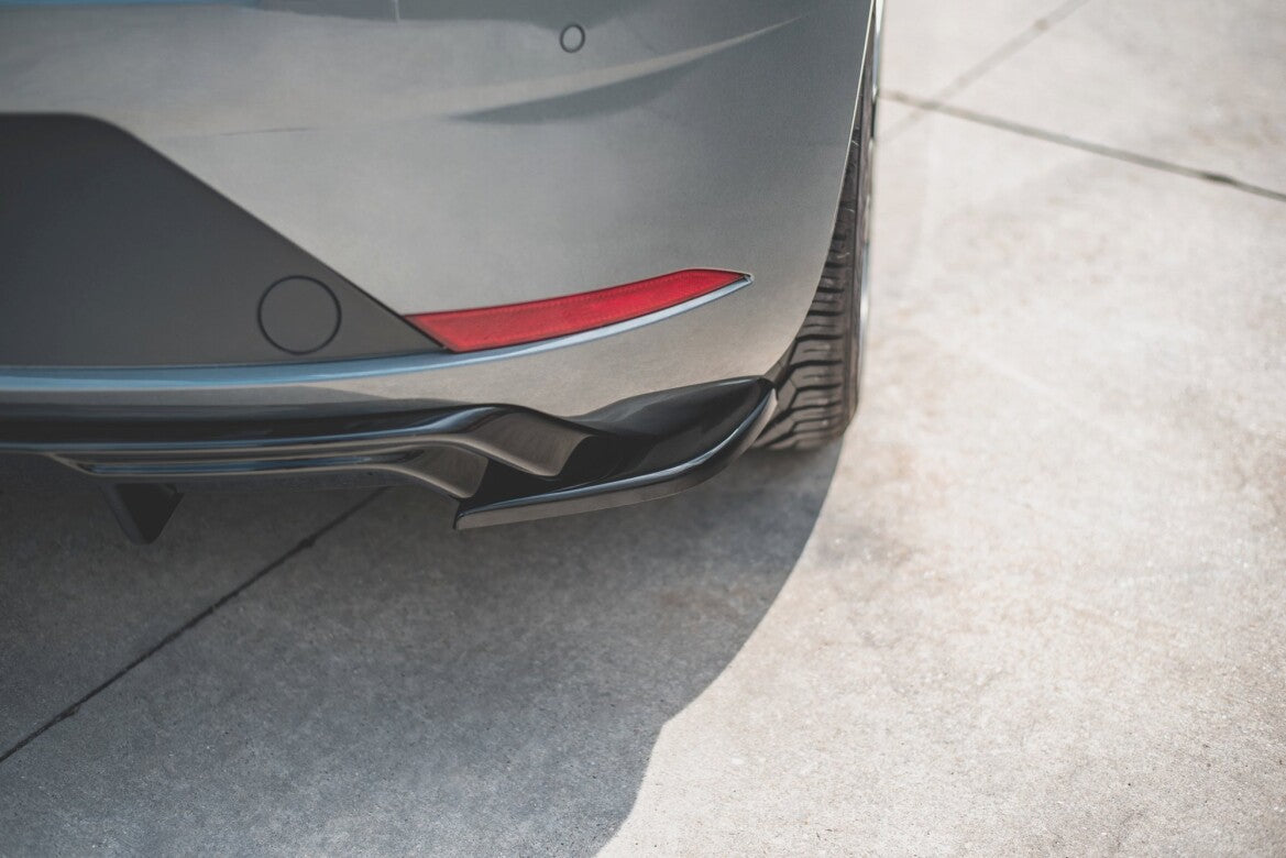 Diffusor Flaps passend für Seat Leon Mk3 FR FL schwarz Hochglanz