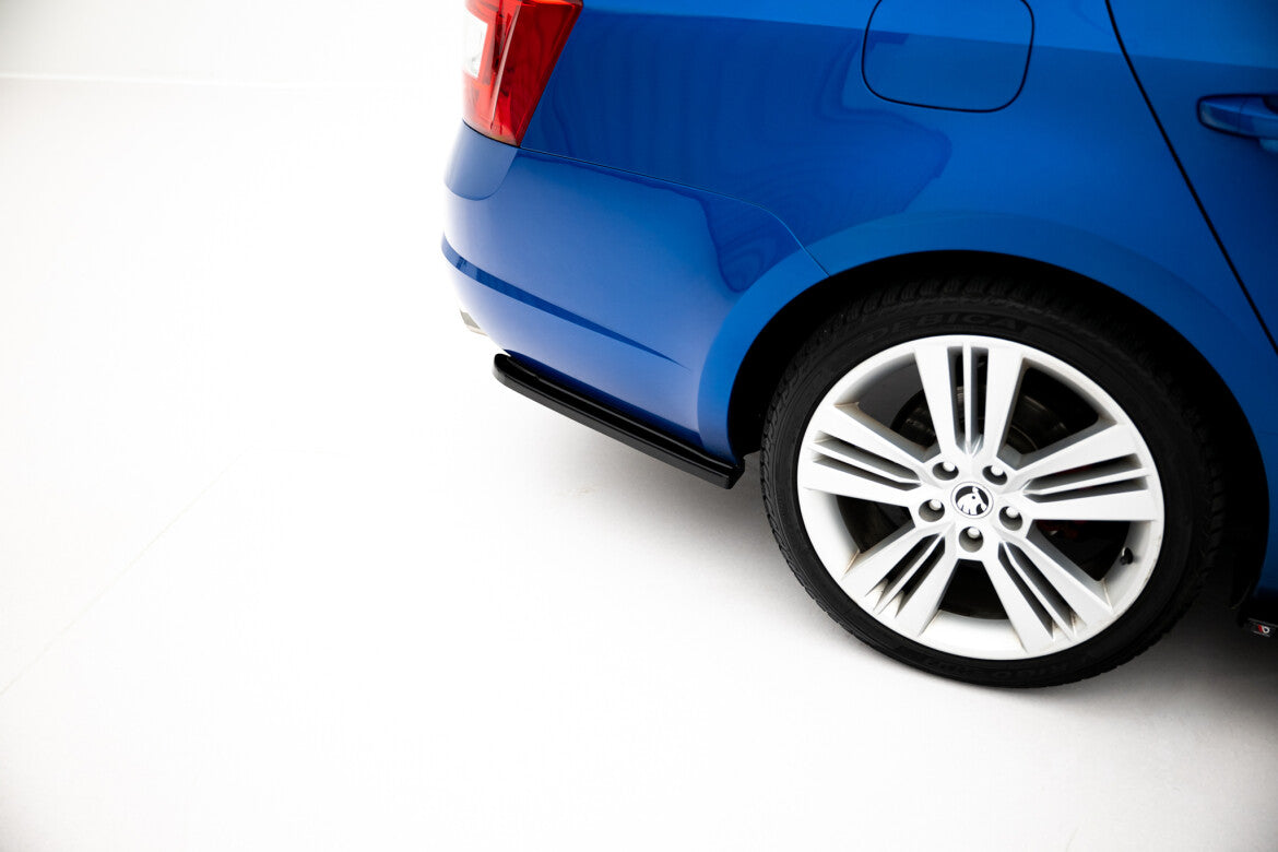 Diffusor Flaps passend für Skoda Octavia RS Mk3 / Mk3 FL Hatchback / Kombi schwarz Hochglanz