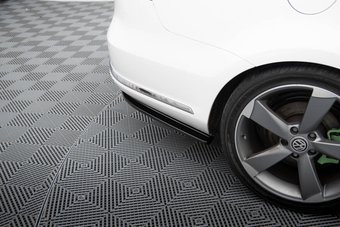 Diffusor Flaps passend für VW Passat Variant B7 schwarz Hochglanz