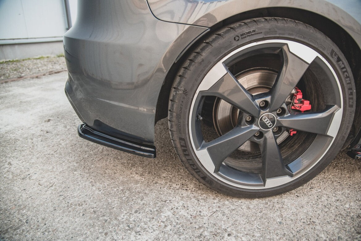 Diffusor Flaps V.1 passend für Audi RS3 8V Sportback schwarz Hochglanz