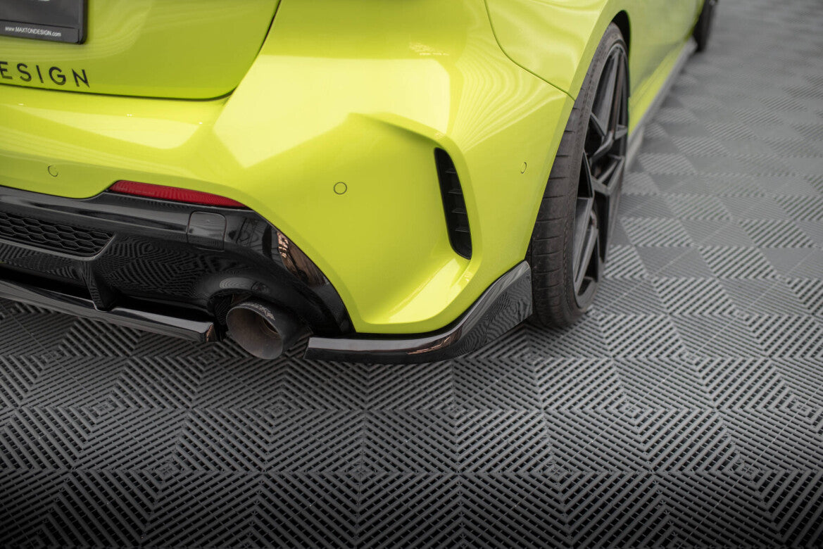 Diffusor Flaps V.1 passend für BMW 1er M-Paket / M135i F40 schwarz Hochglanz
