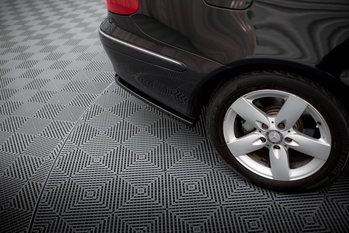 Diffusor Flaps V.1 passend für Mercedes CLK W209 schwarz Hochglanz