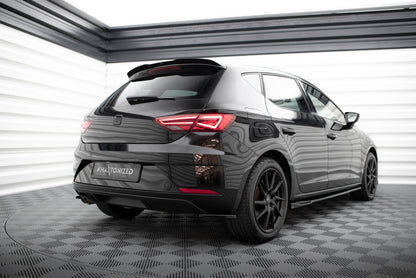 Diffusor Flaps V.1 passend für Seat Leon Hatchback Mk3 FL schwarz Hochglanz