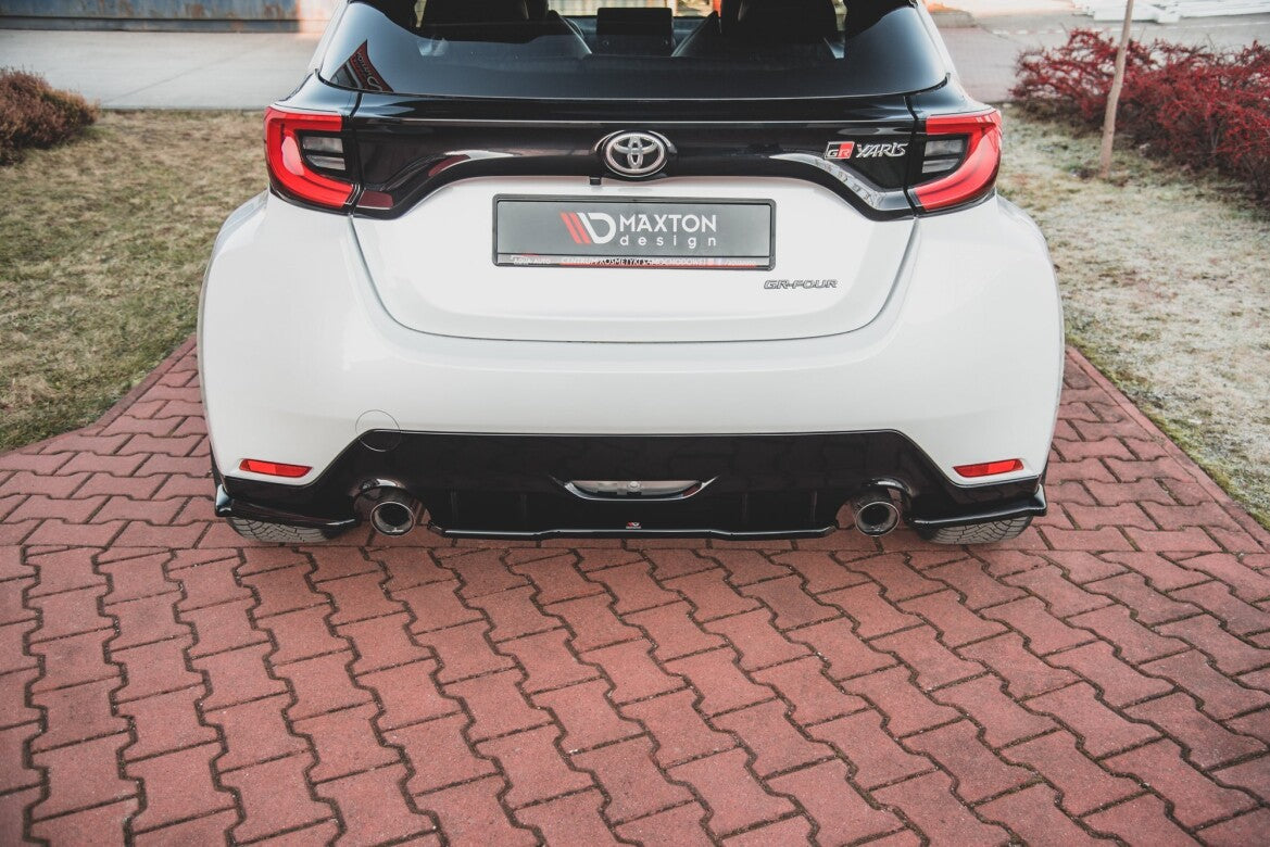 Diffusor Flaps V.1 passend für Toyota GR Yaris Mk4 schwarz Hochglanz