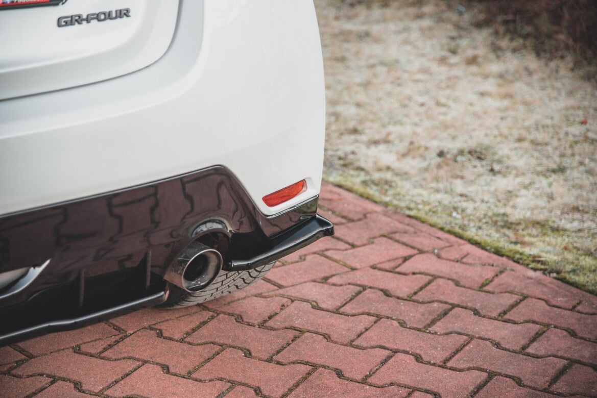Diffusor Flaps V.1 passend für Toyota GR Yaris Mk4 schwarz Hochglanz