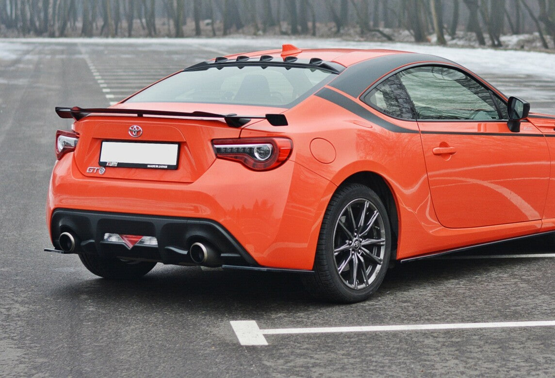 Diffusor Flaps V.1 passend für Toyota GT86 FL schwarz Hochglanz