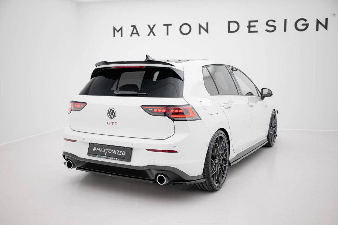 Diffusor Flaps V.1 passend für VW Golf GTI / GTE Mk8 schwarz Hochglanz