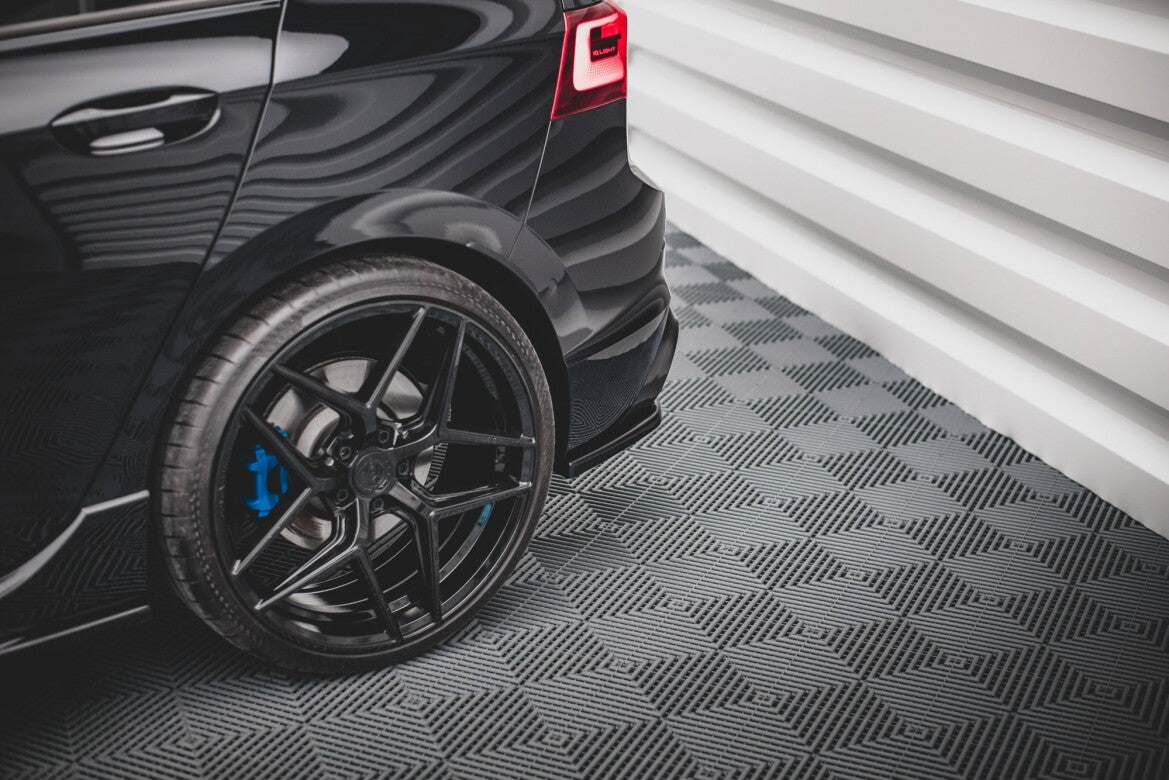 Diffusor Flaps V.1 passend für VW Golf R Hatchback Mk8 FL schwarz Hochglanz