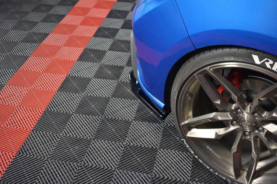 Diffusor Flaps V.2 passend für Ford Focus Hatchabck ST-Line schwarz Hochglanz