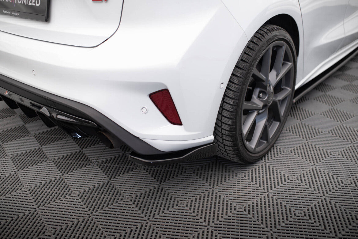 Diffusor Flaps V.2 passend für Ford Focus Hatchback ST Mk4 schwarz Hochglanz