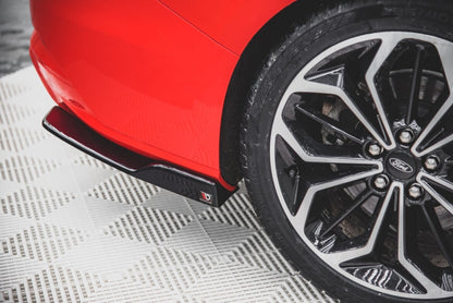 Diffusor Flaps V.2 passend für Ford Focus ST-Line Kombi Mk4 schwarz Hochglanz