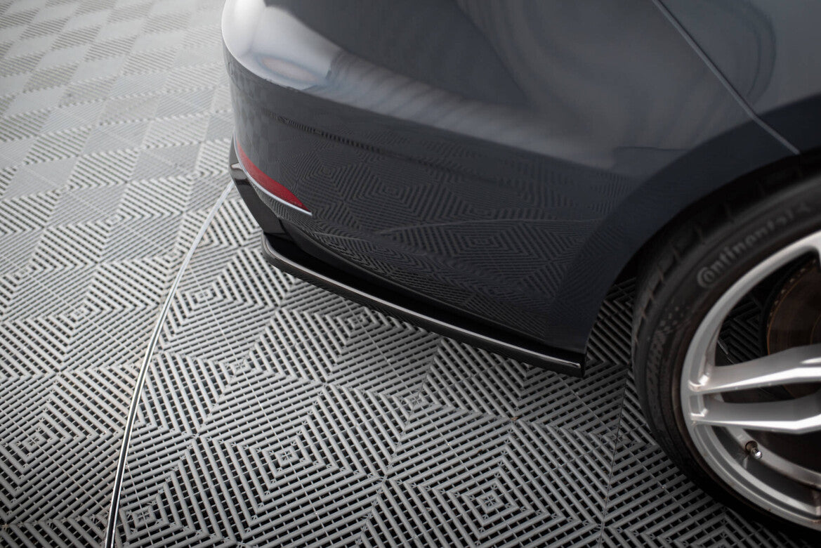 Diffusor Flaps V.2 passend für Seat Leon CUPRA Mk3 FL Sportstourer schwarz Hochglanz