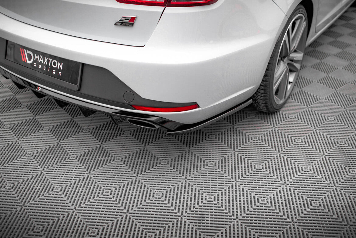 Diffusor Flaps V.2 passend für Seat Leon CUPRA Sportstourer Mk3 schwarz Hochglanz