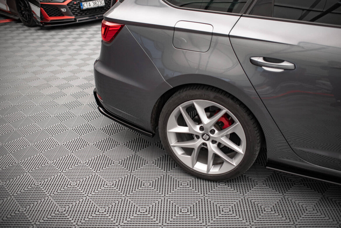 Diffusor Flaps V.2 passend für Seat Leon FR Sportstourer Mk3 schwarz Hochglanz