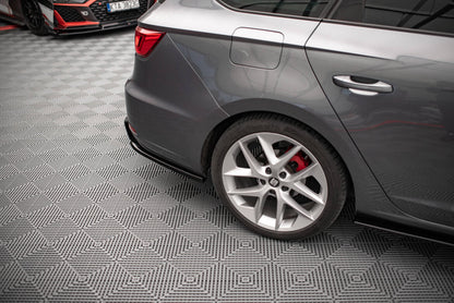 Diffusor Flaps V.2 passend für Seat Leon FR Sportstourer Mk3 schwarz Hochglanz