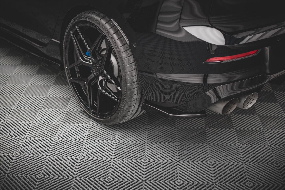 Diffusor Flaps V.2 passend für VW Golf R Hatchback Mk8 FL schwarz Hochglanz