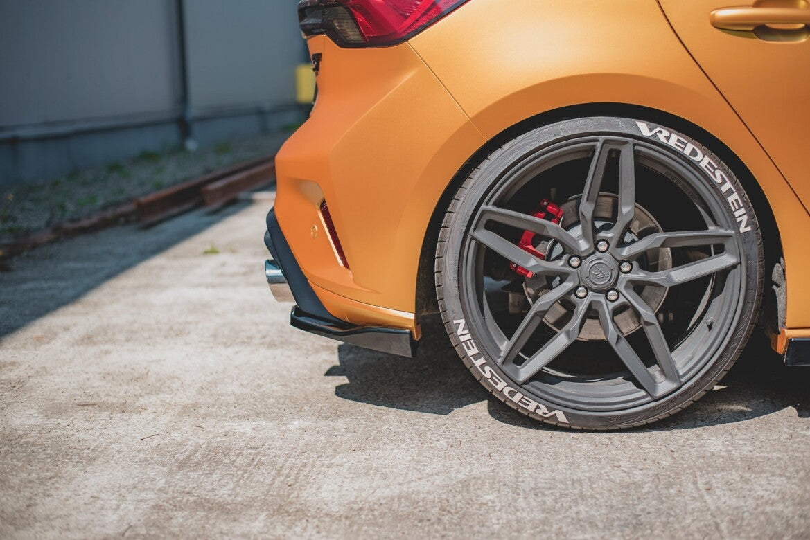 Diffusor Flaps V.3 passend für Ford Focus Hatchback ST Mk4 schwarz Hochglanz