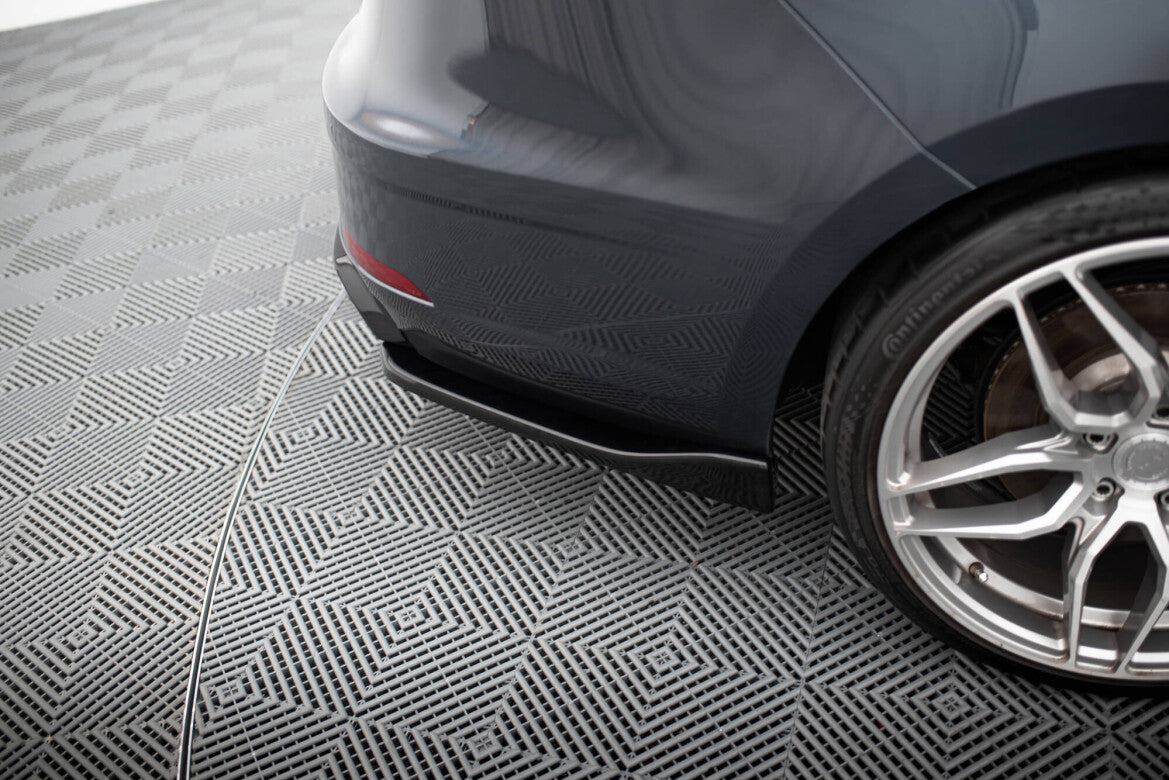 Diffusor Flaps V.3 passend für Seat Leon CUPRA Mk3 FL Sportstourer schwarz Hochglanz