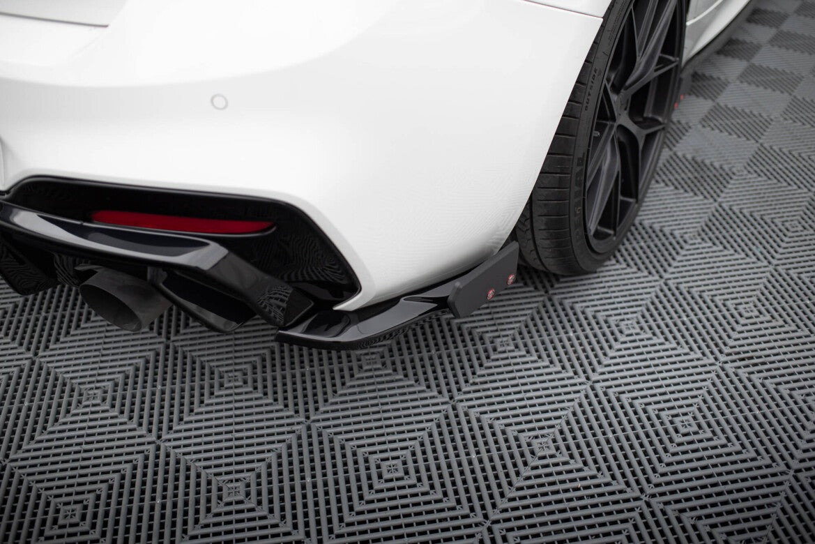 Diffusor Flaps V.5 passend für BMW 1er M-Paket / M140i F20 FL schwarz Hochglanz + Flaps matt