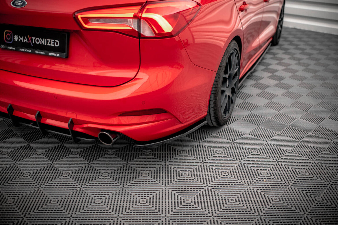Diffusor Flaps V.5 passend für Ford Focus Kombi ST Mk4 schwarz Hochglanz