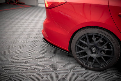 Diffusor Flaps V.5 passend für Ford Focus Kombi ST Mk4 schwarz Hochglanz