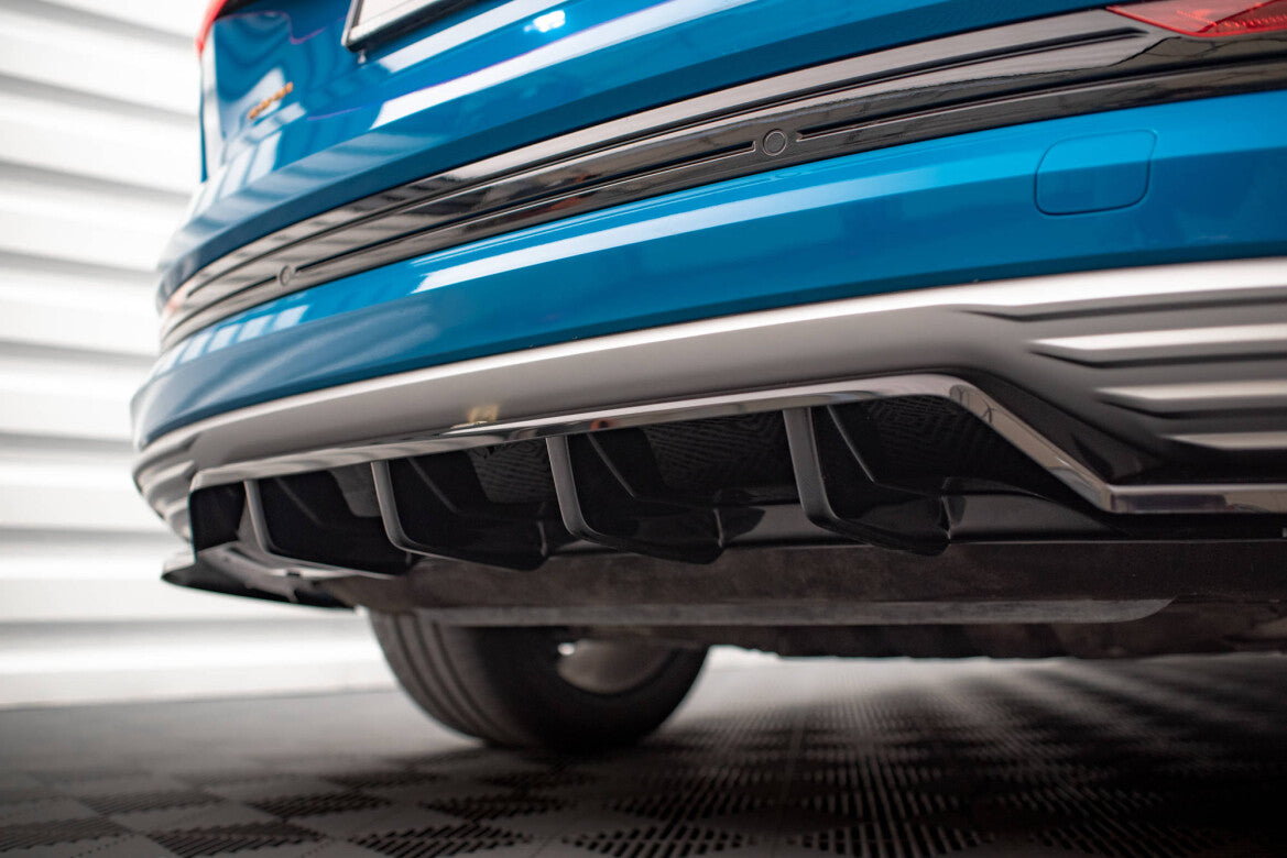 Diffusor Heckansatz passend für Audi e-tron schwarz Hochglanz
