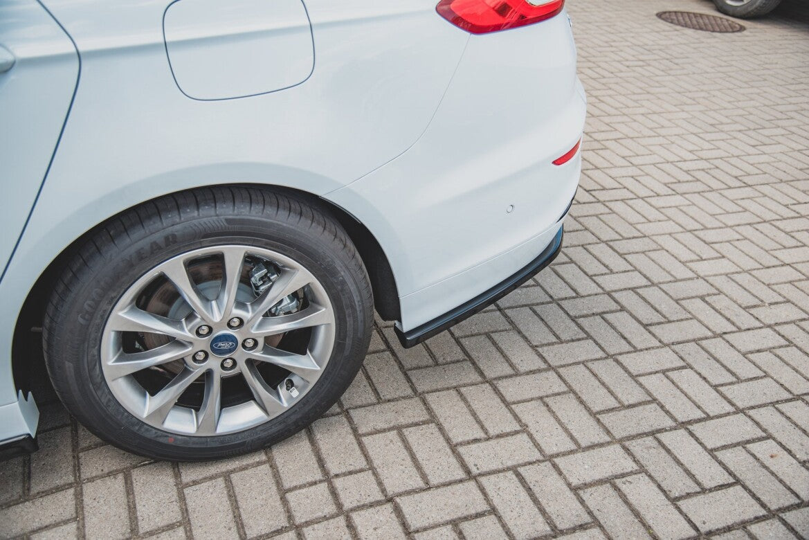 Diffusor Heckansatz passend für Ford Mondeo Kombi Platinium Mk5 FL schwarz Hochglanz